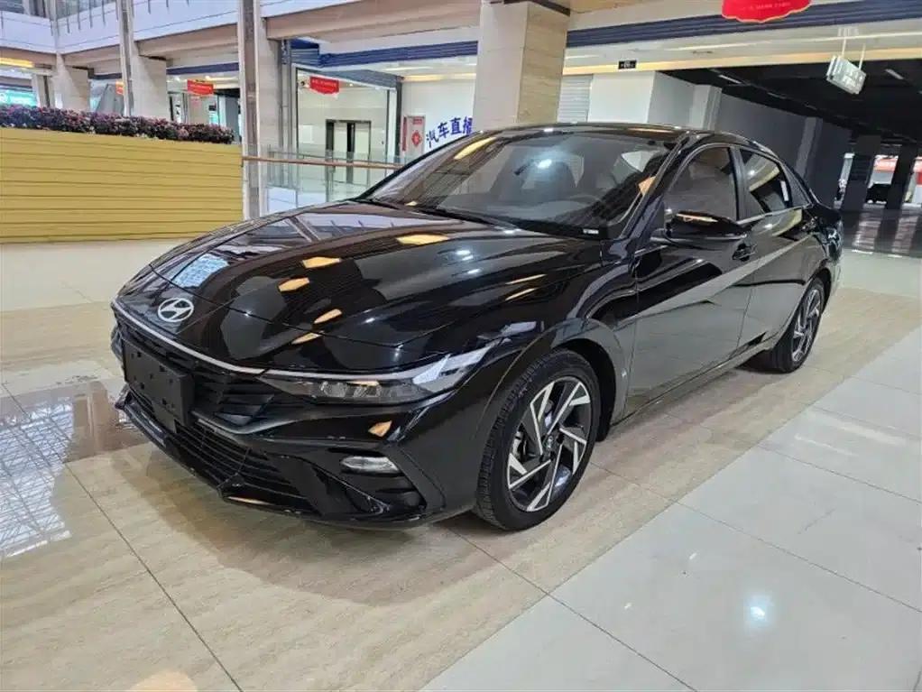Hyundai Elantra 2023 1.5L CVT GLX Elite Edition — миниатюра 1