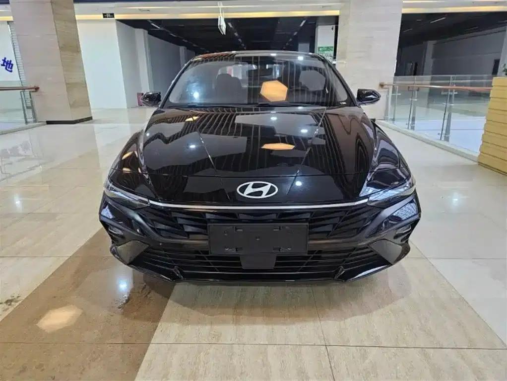 Hyundai Elantra 2023 1.5L CVT GLX Elite Edition — миниатюра 2