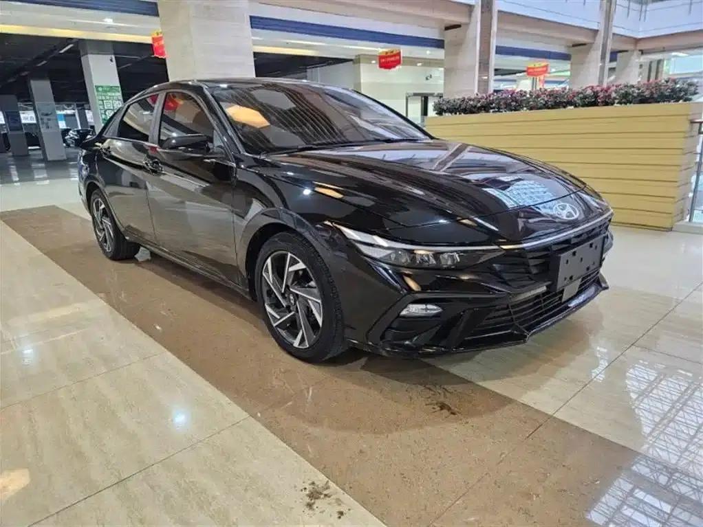 Hyundai Elantra 2023 1.5L CVT GLX Elite Edition — миниатюра 6