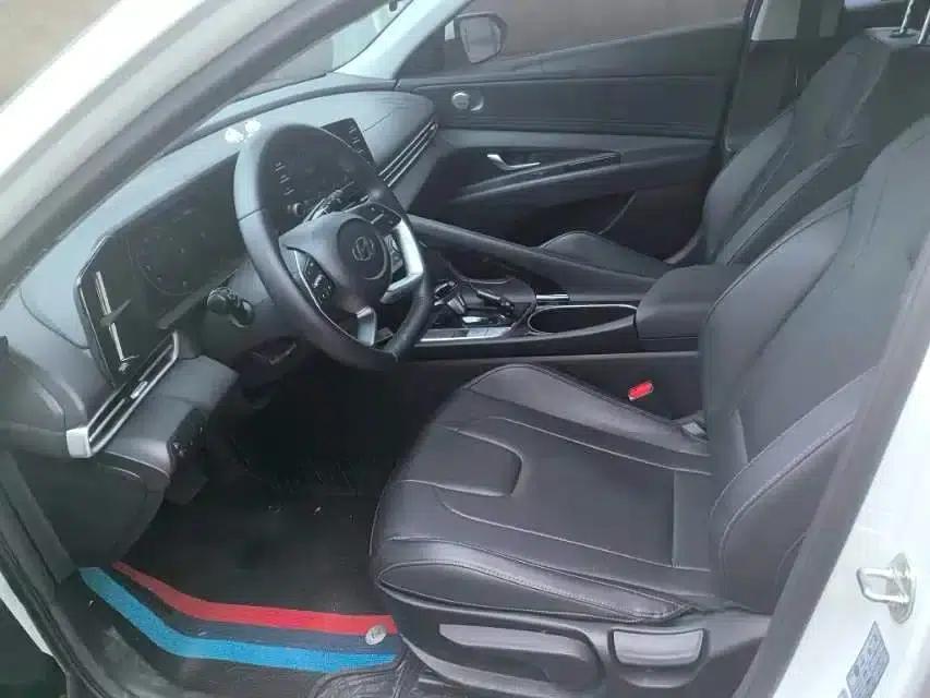 Hyundai Elantra 2022 1.5L CVT GLX Elite Edition — миниатюра 6