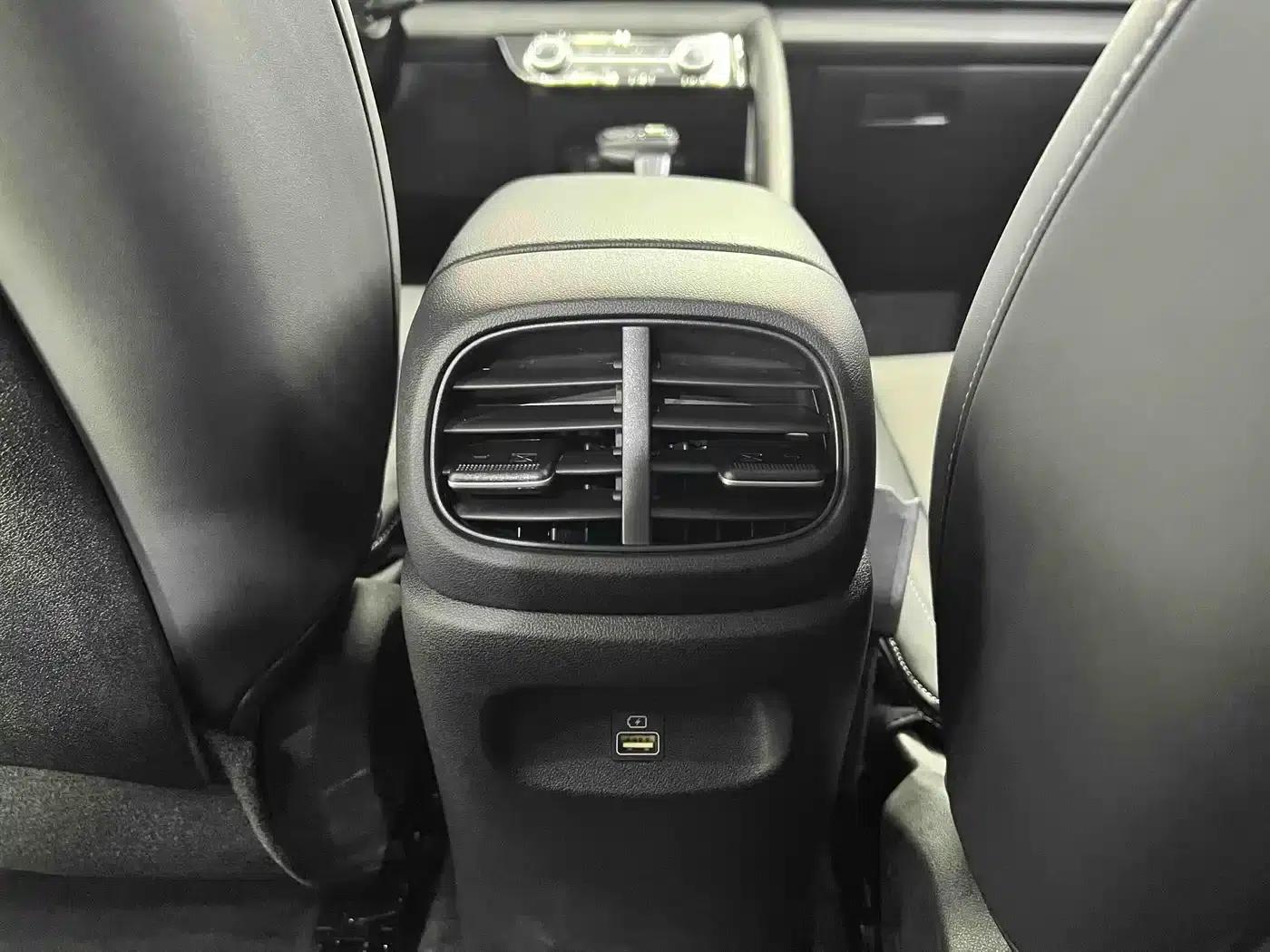 2023 Hyundai Elantra 1.5L CVT GLS Leading Edition — миниатюра 11