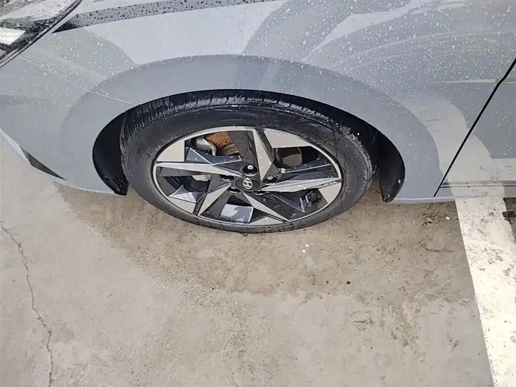 Hyundai Elantra 2022 1.5L CVT GLX Elite Edition — миниатюра 23