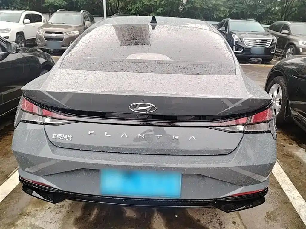 Hyundai Elantra 2022 1.5L CVT GLX Elite Edition — миниатюра 6