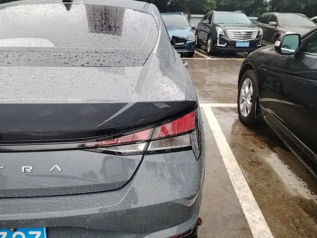 Hyundai Elantra 2022 1.5L CVT GLX Elite Edition — миниатюра 8
