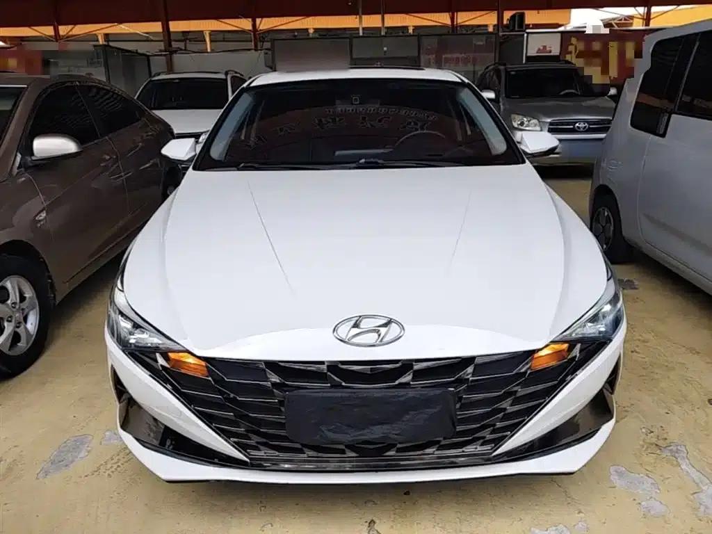 Hyundai Elantra 2022 1.5L CVT GLX Elite Edition — миниатюра 3
