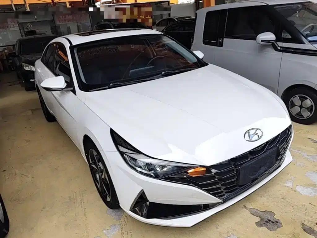 Hyundai Elantra 2022 1.5L CVT GLX Elite Edition — миниатюра 4