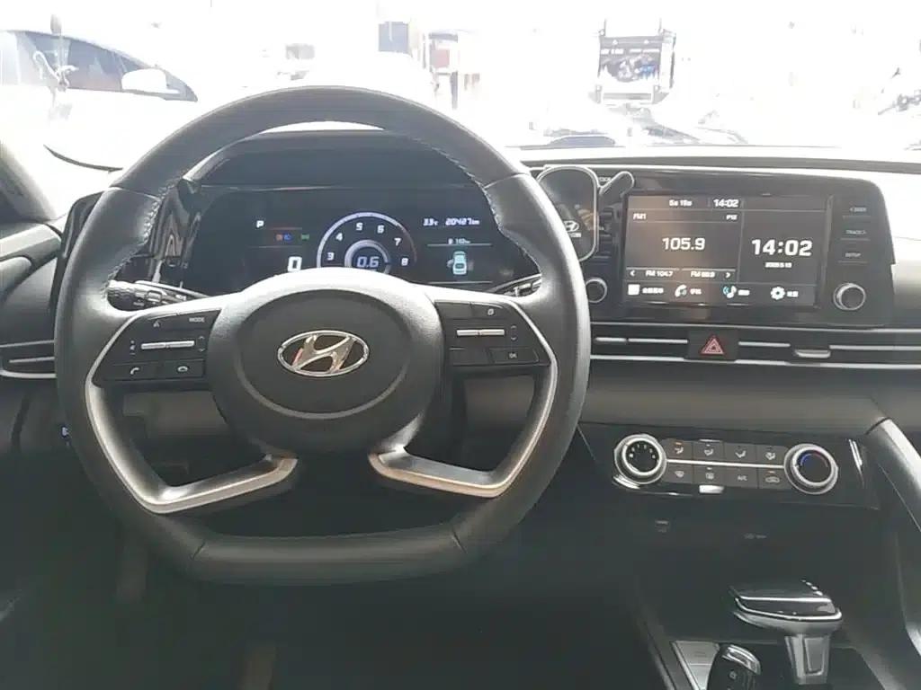 Hyundai Elantra 2022 1.5L CVT GLX Elite Edition — миниатюра 10