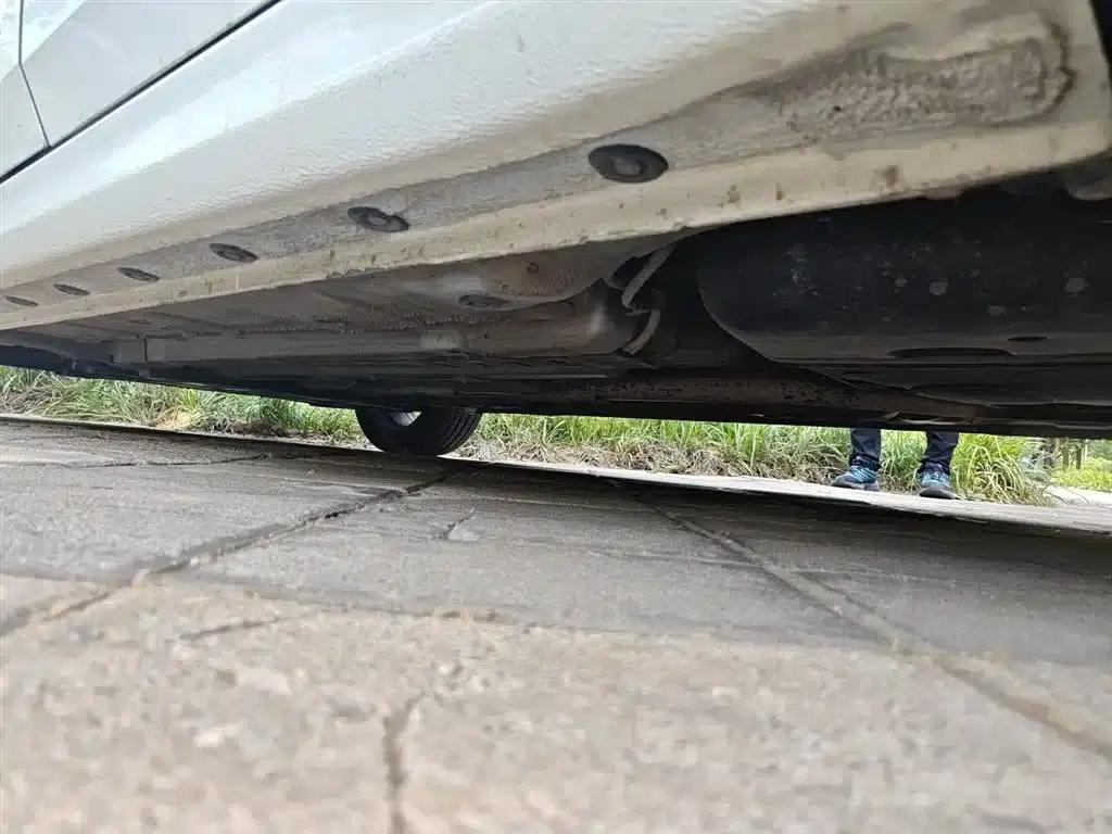 Hyundai Elantra 2021 1.5L CVT LUX Premium Edition — миниатюра 17