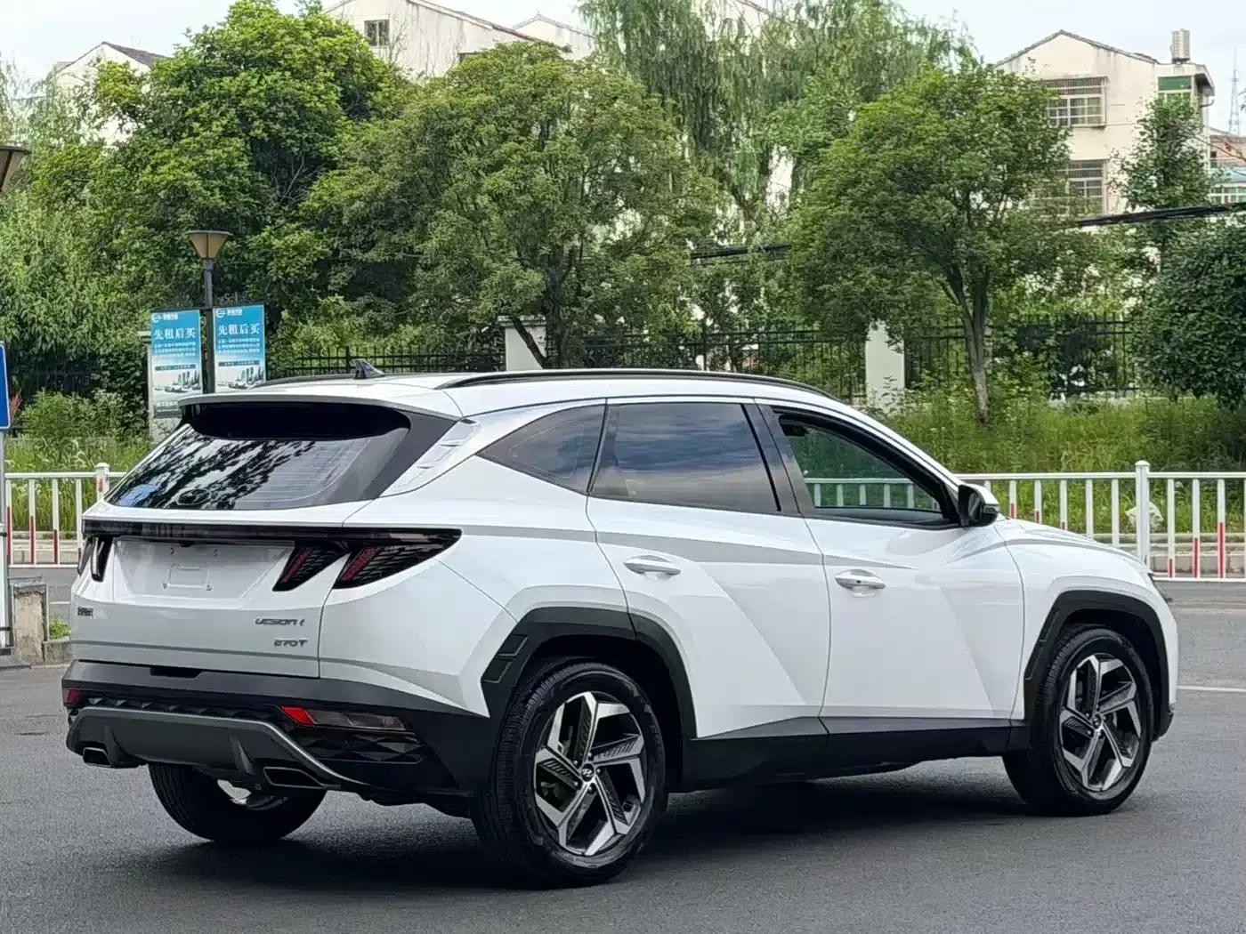 2023 Tucson L 1.5T Automatic 2WD LUX Premium Edition — миниатюра 9