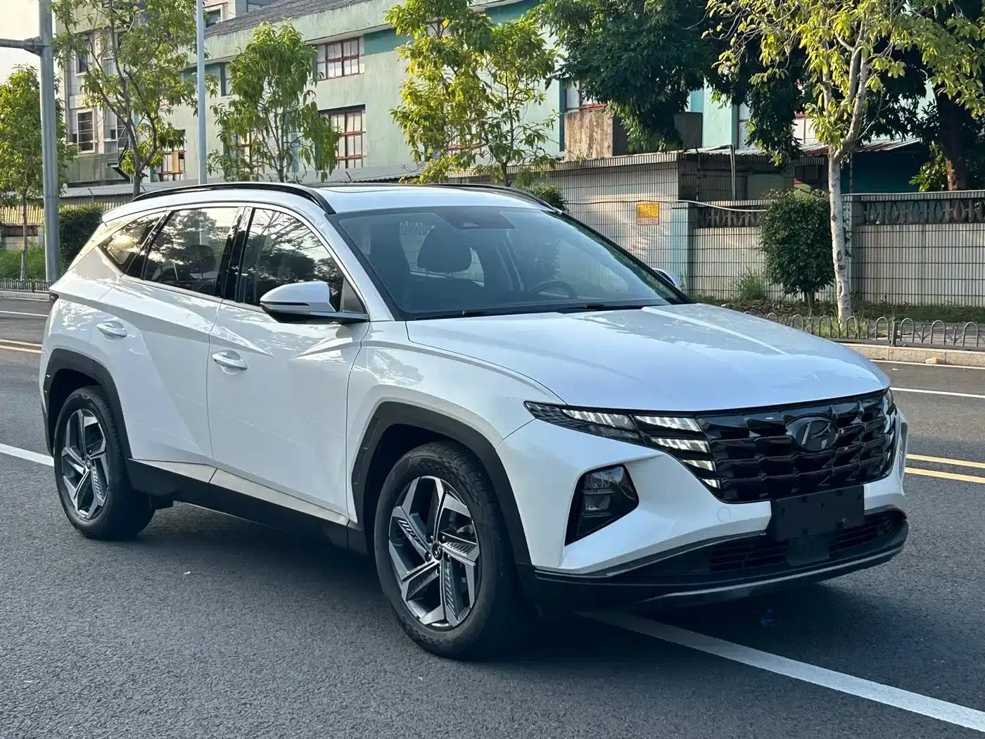 2021 Tucson L 1.5T DCT LUX Premium Edition — миниатюра 3