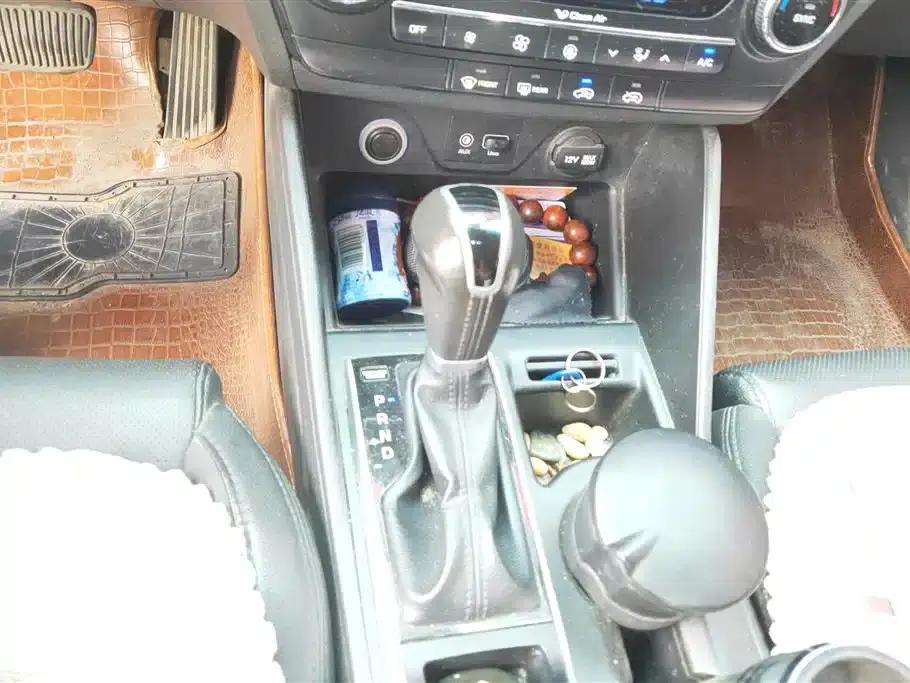 Tucson 2015 1.6T Dual-Clutch Two-Wheel Drive Comfort Model — миниатюра 16