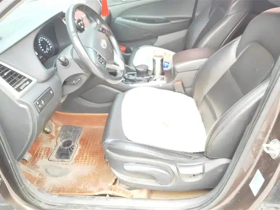 Tucson 2015 1.6T Dual-Clutch Two-Wheel Drive Comfort Model — миниатюра 9