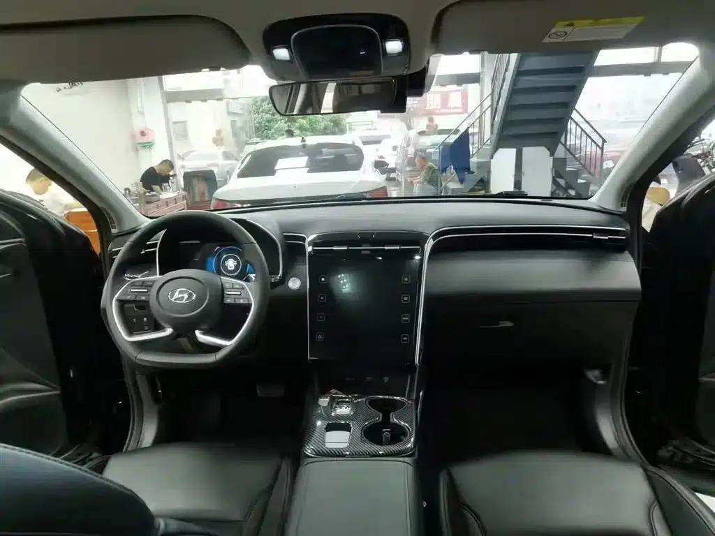 2023 Tucson L 1.5T Automatic 2WD DLX Luxury Edition — миниатюра 4