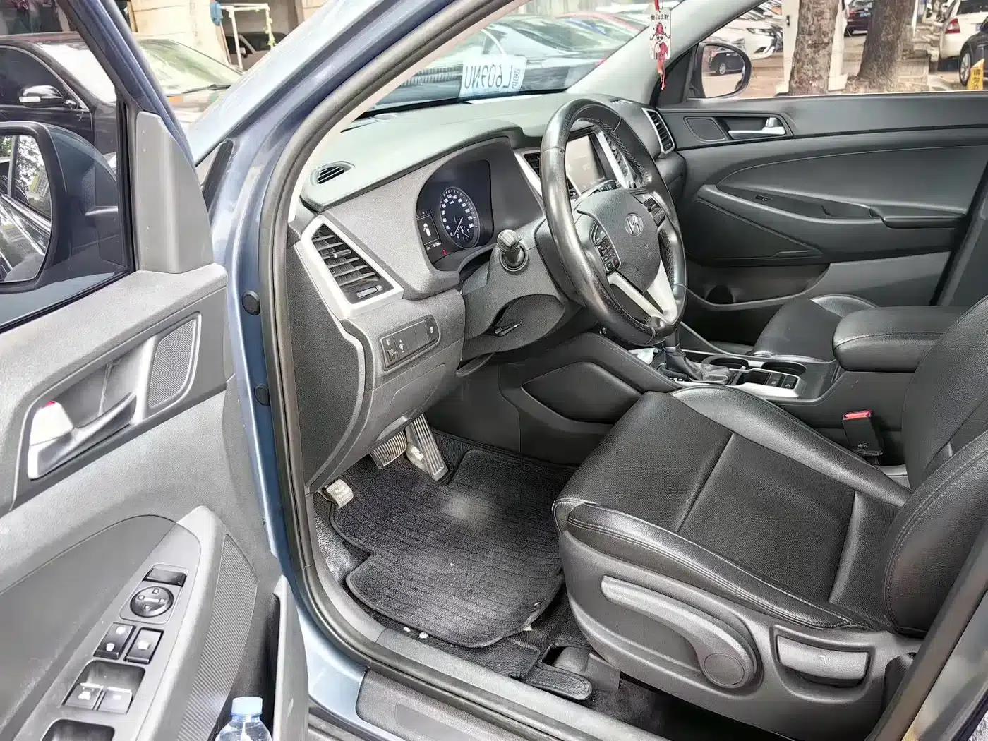 Tucson 2015 1.6T Dual-Clutch Two-Wheel Drive Intelligent Model — миниатюра 4