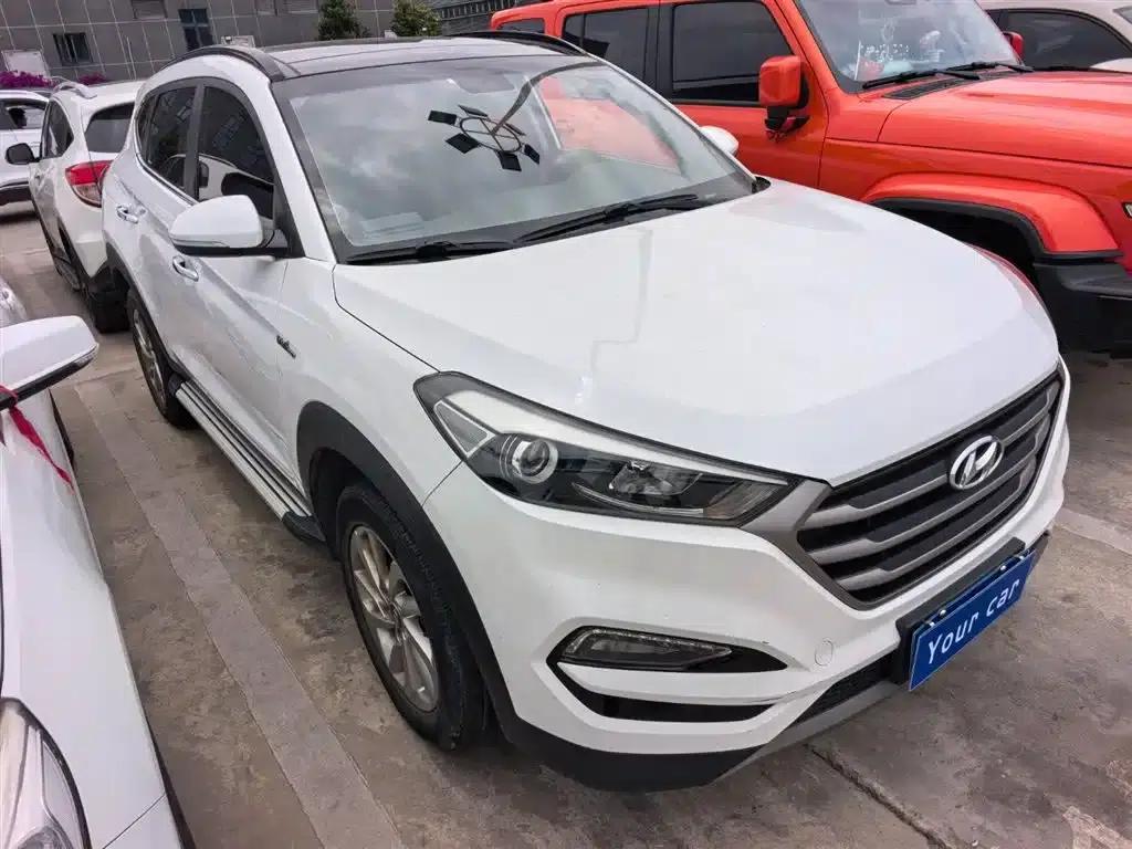 Tucson 2018 1.6T Dual-Clutch Two-Wheel Drive 15th Anniversary Special Edition — миниатюра 3