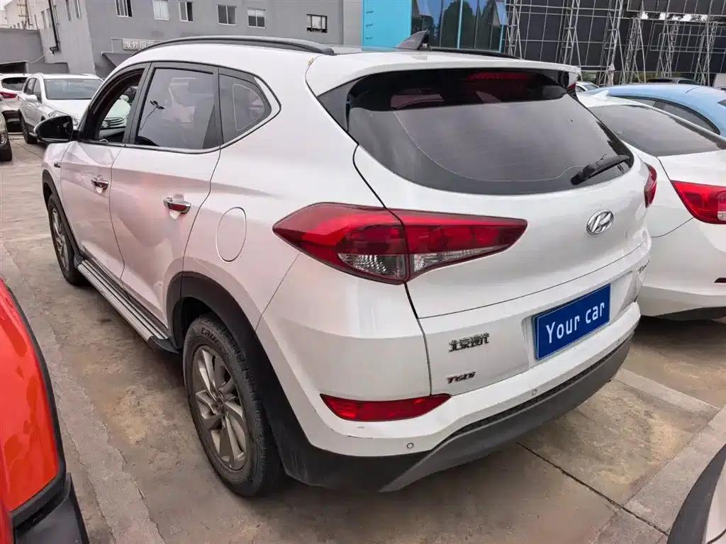 Tucson 2018 1.6T Dual-Clutch Two-Wheel Drive 15th Anniversary Special Edition — миниатюра 4