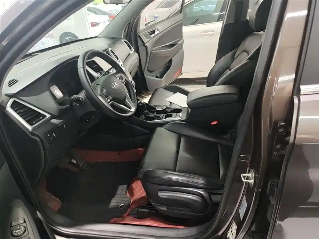 Tucson 2015 1.6T Dual-Clutch Two-Wheel Drive Intelligent Model — миниатюра 15
