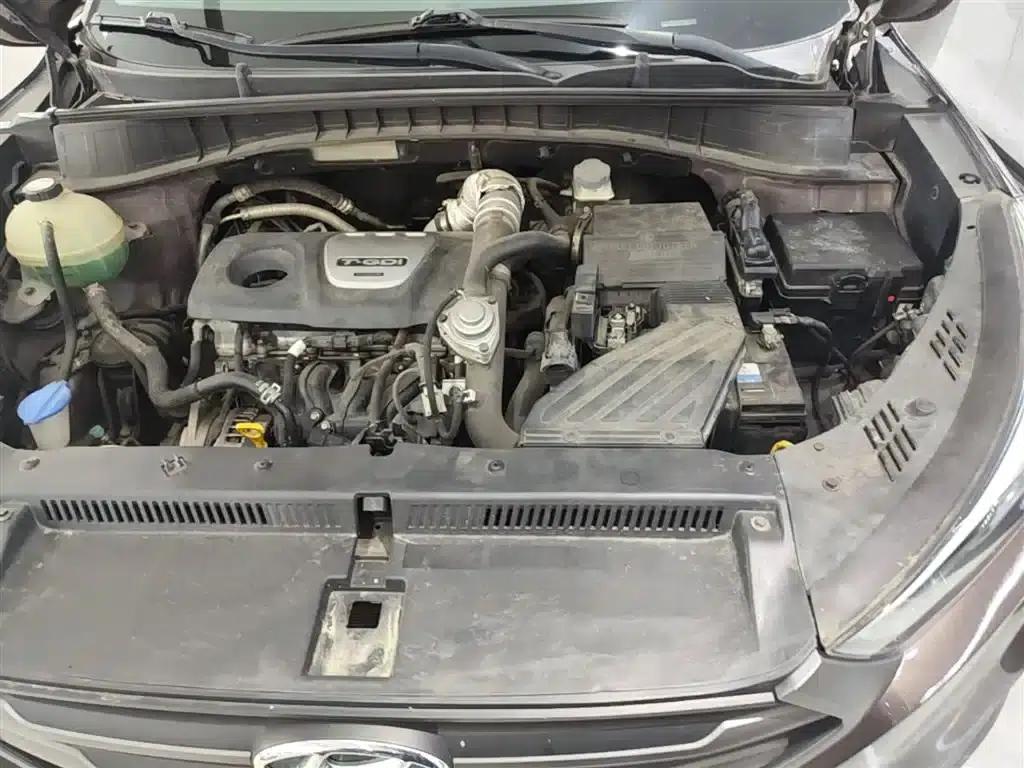 Tucson 2015 1.6T Dual-Clutch Two-Wheel Drive Intelligent Model — миниатюра 20