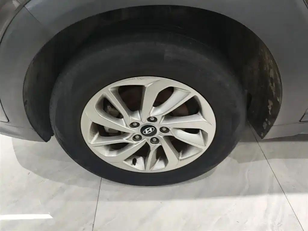 Tucson 2015 1.6T Dual-Clutch Two-Wheel Drive Intelligent Model — миниатюра 23