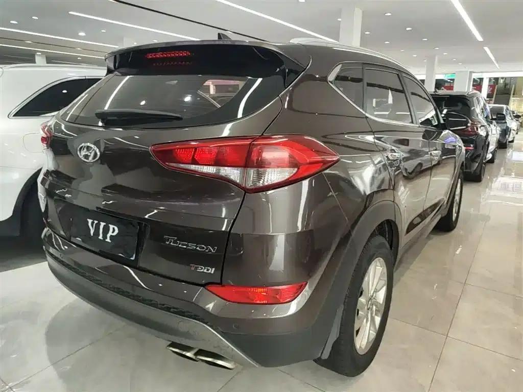 Tucson 2015 1.6T Dual-Clutch Two-Wheel Drive Intelligent Model — миниатюра 7
