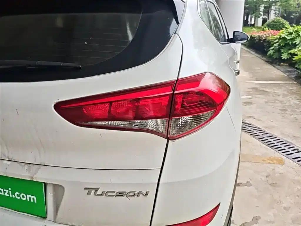 Tucson 2015 1.6T Dual-Clutch Two-Wheel Drive Intelligent Model — миниатюра 8