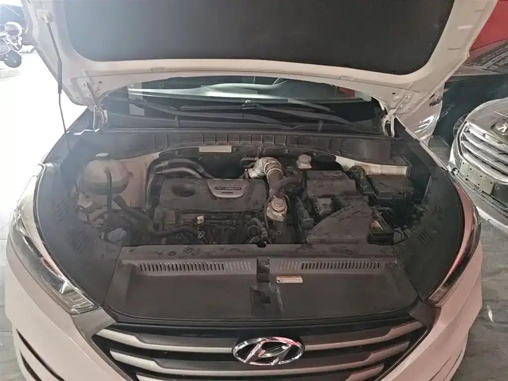Tucson 2015 1.6T Dual-Clutch Two-Wheel Drive Intelligent Model — миниатюра 20