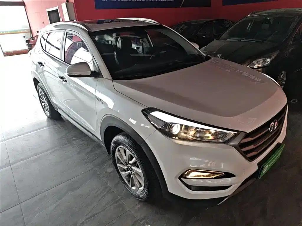 Tucson 2015 1.6T Dual-Clutch Two-Wheel Drive Intelligent Model — миниатюра 4