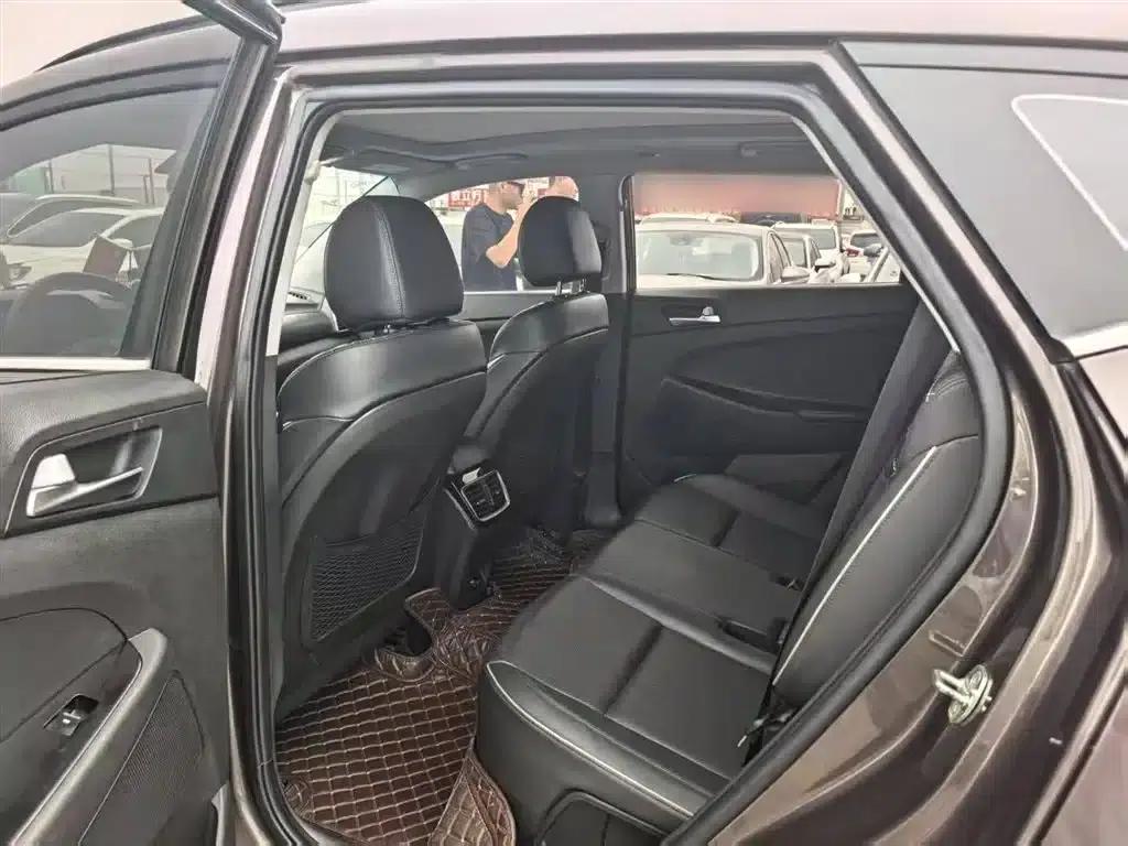 Tucson 2019 280TGDi Dual-Clutch Two-Wheel Drive Fashion Edition (National V Emission Standard) — миниатюра 10