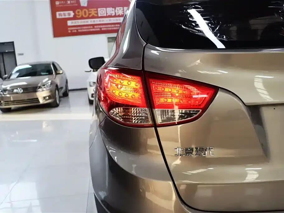 Beijing Hyundai ix35 2013 2.0L Automatic 2WD Smart GLS (National V Emission Standard) — миниатюра 25