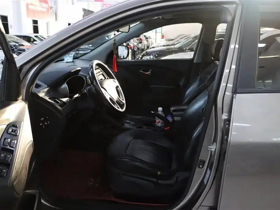 Beijing Hyundai ix35 2013 2.0L Automatic 2WD Smart GLS (National V Emission Standard) — миниатюра 4