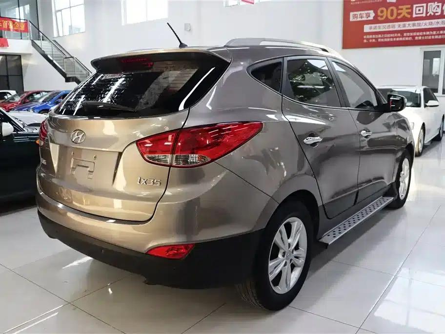 Beijing Hyundai ix35 2013 2.0L Automatic 2WD Smart GLS (National V Emission Standard) — миниатюра 9