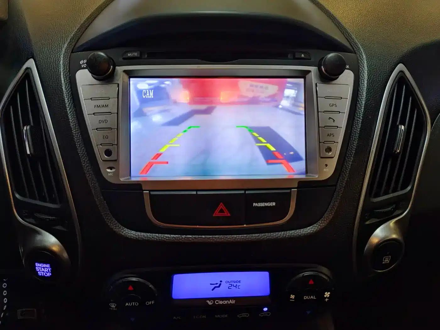 Beijing Hyundai ix35 2015 2.0L Automatic 2WD Smart Model (National IV Emission Standard) — миниатюра 9