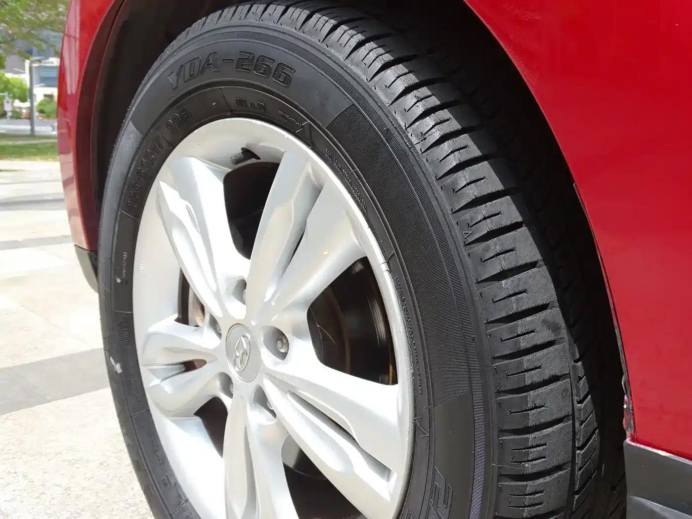Beijing Hyundai ix35 2010 2.0L Automatic 2WD Elite GLS — миниатюра 15
