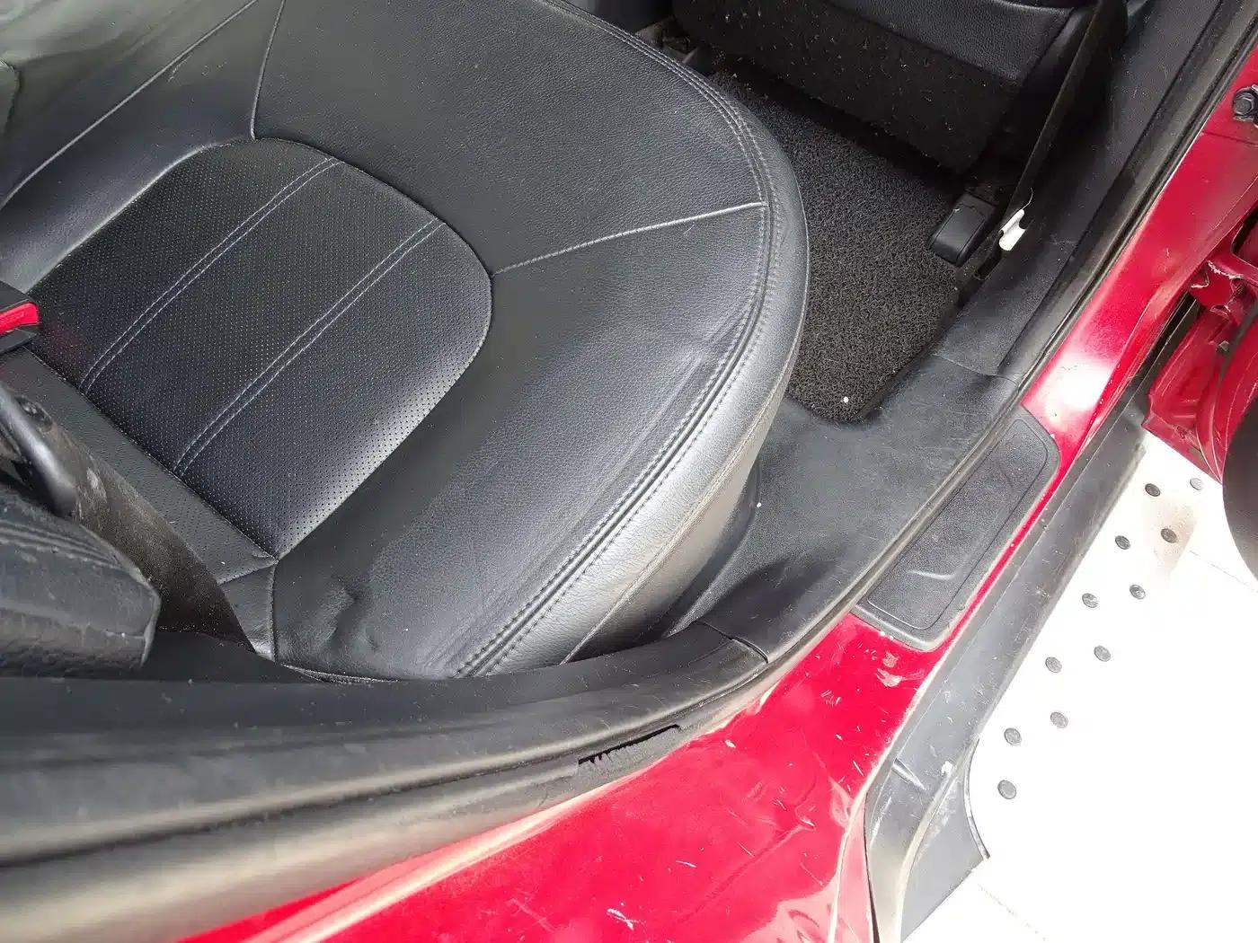 Beijing Hyundai ix35 2010 2.0L Automatic 2WD Elite GLS — миниатюра 28