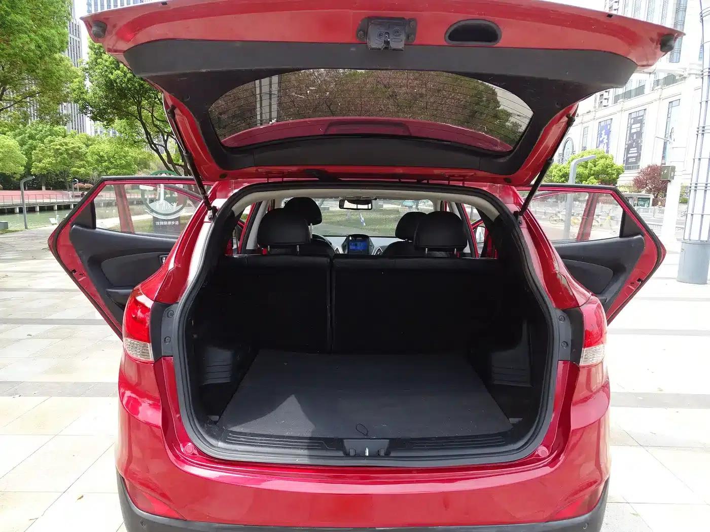 Beijing Hyundai ix35 2010 2.0L Automatic 2WD Elite GLS — миниатюра 38