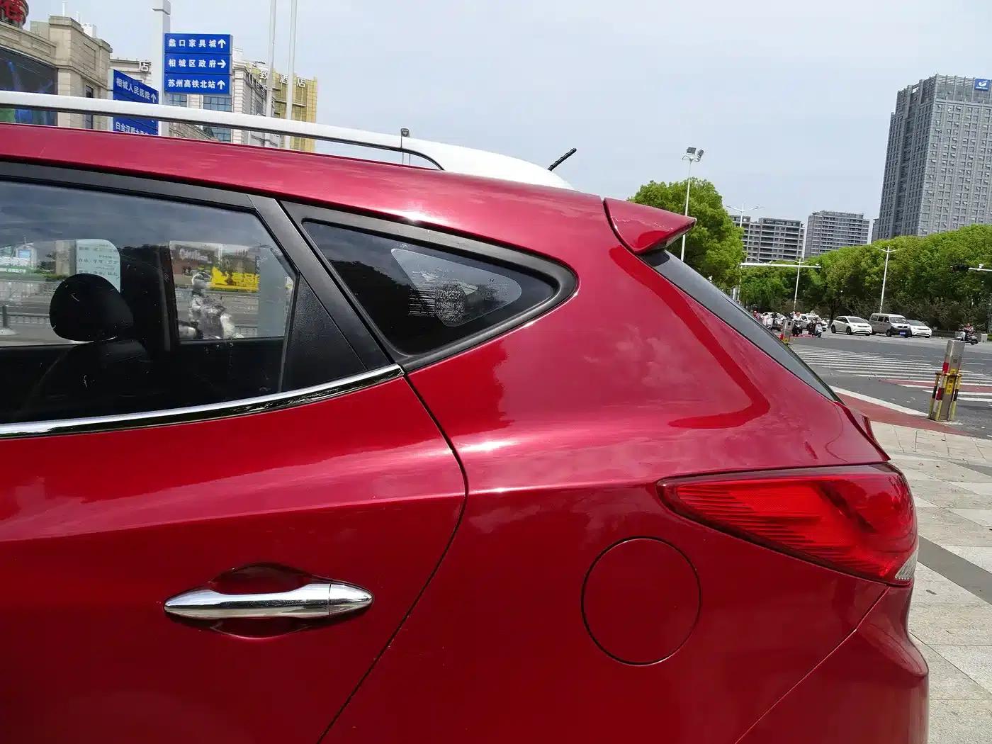 Beijing Hyundai ix35 2010 2.0L Automatic 2WD Elite GLS — миниатюра 9