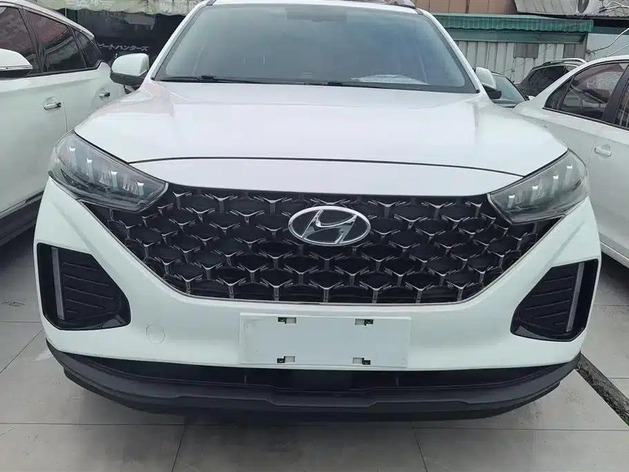 Beijing Hyundai ix35 2021 2.0L Automatic 2WD GLS Leading Edition — миниатюра 2