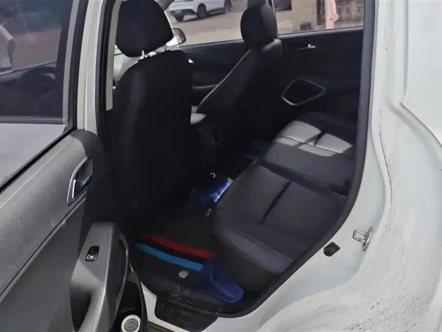 Beijing Hyundai ix35 2018 2.0L Automatic 2WD Smart & Enjoy Edition — миниатюра 11