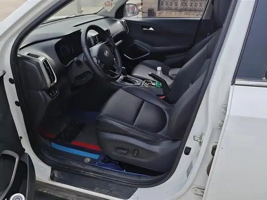 Beijing Hyundai ix35 2018 2.0L Automatic 2WD Smart & Enjoy Edition — миниатюра 9