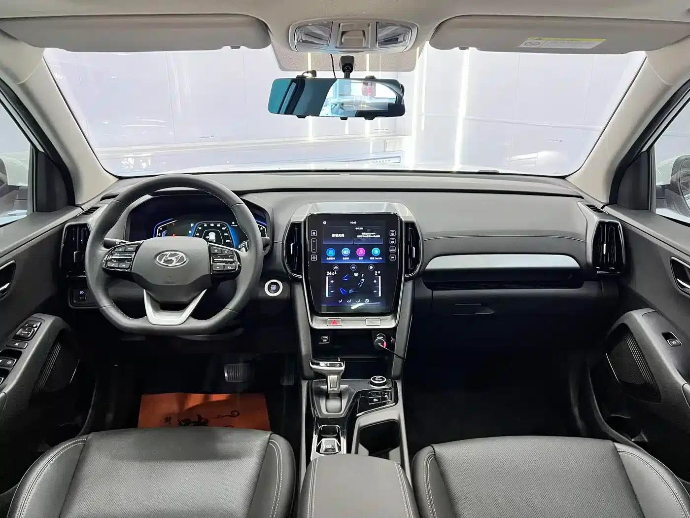 Beijing Hyundai ix35 2021 240TGDi DCT 2WD GLS Leading Edition — миниатюра 15