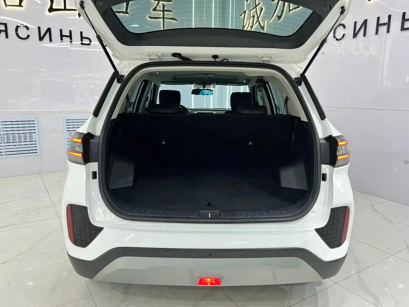 Beijing Hyundai ix35 2021 240TGDi DCT 2WD GLS Leading Edition — миниатюра 17