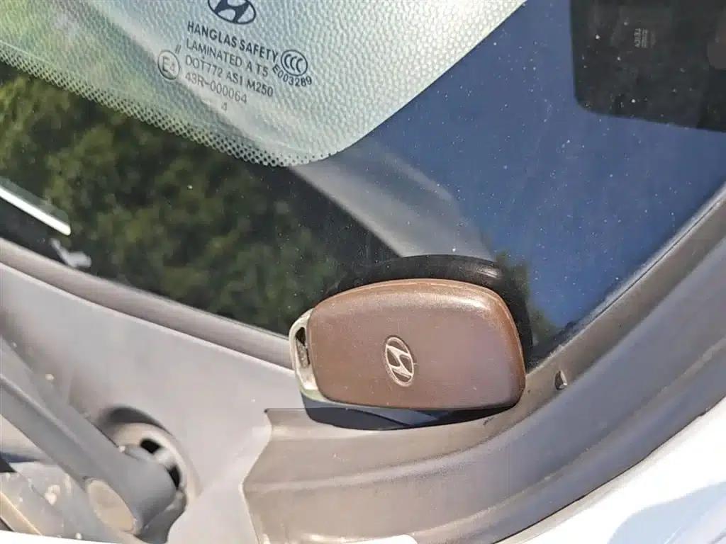 Beijing Hyundai ix35 2013 2.0L Automatic 2WD Smart GLS (National V Emission Standard) — миниатюра 15