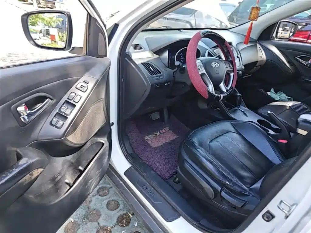Beijing Hyundai ix35 2013 2.0L Automatic 2WD Smart GLS (National V Emission Standard) — миниатюра 23