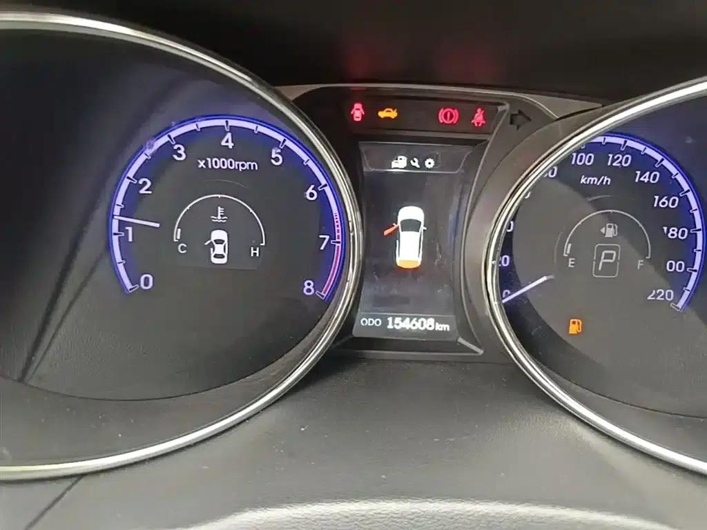 Beijing Hyundai ix35 2013 2.0L Automatic 2WD Leading Edition GLX (National V Emission Standard) — миниатюра 12