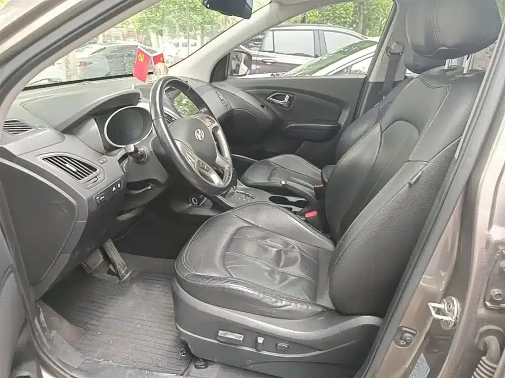 Beijing Hyundai ix35 2013 2.0L Automatic 2WD Leading Edition GLX (National V Emission Standard) — миниатюра 15