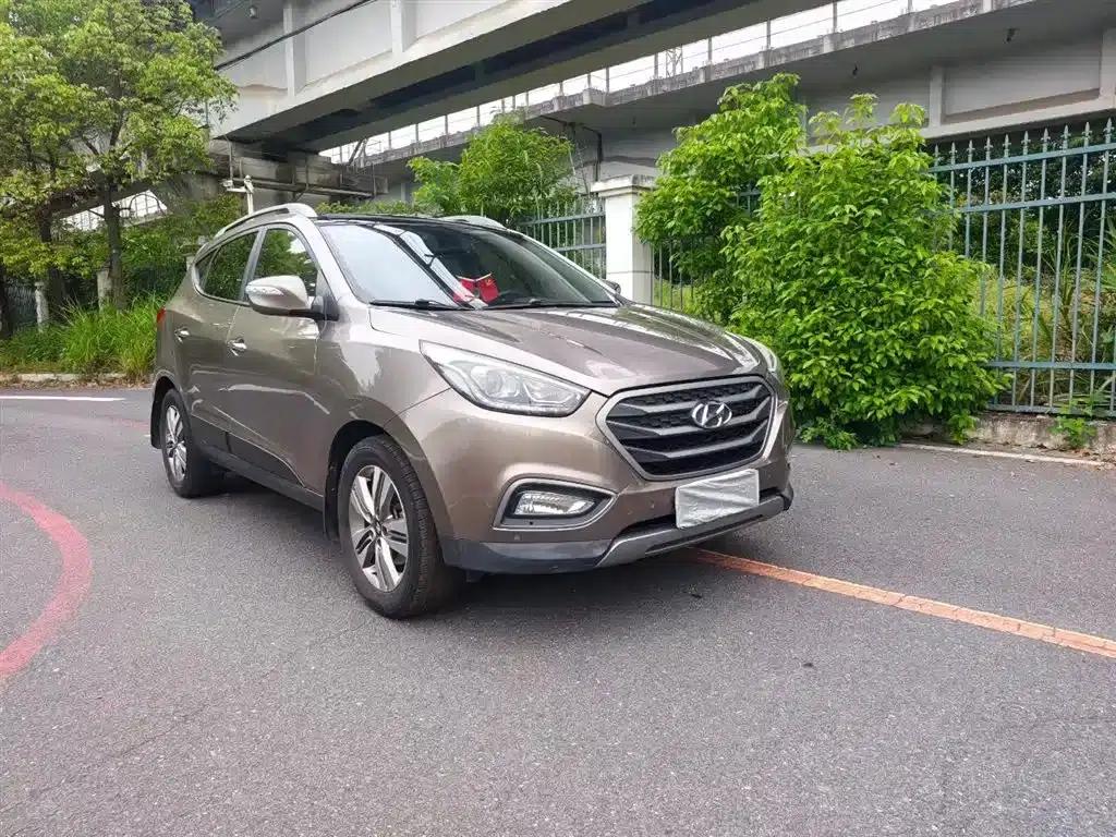Beijing Hyundai ix35 2013 2.0L Automatic 2WD Leading Edition GLX (National V Emission Standard) — миниатюра 4