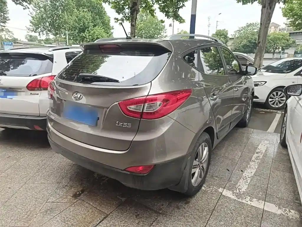 Beijing Hyundai ix35 2013 2.0L Automatic 2WD Leading Edition GLX (National V Emission Standard) — миниатюра 7