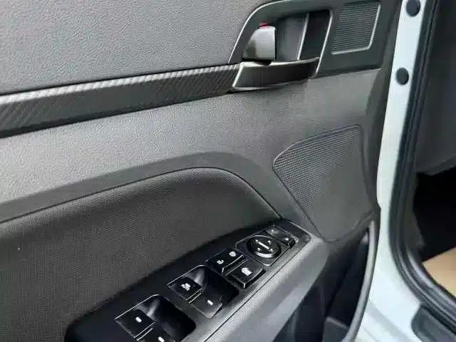 Hyundai Elantra 2018 1.4T Dual-Clutch Dynamic & Vitality Edition — миниатюра 13