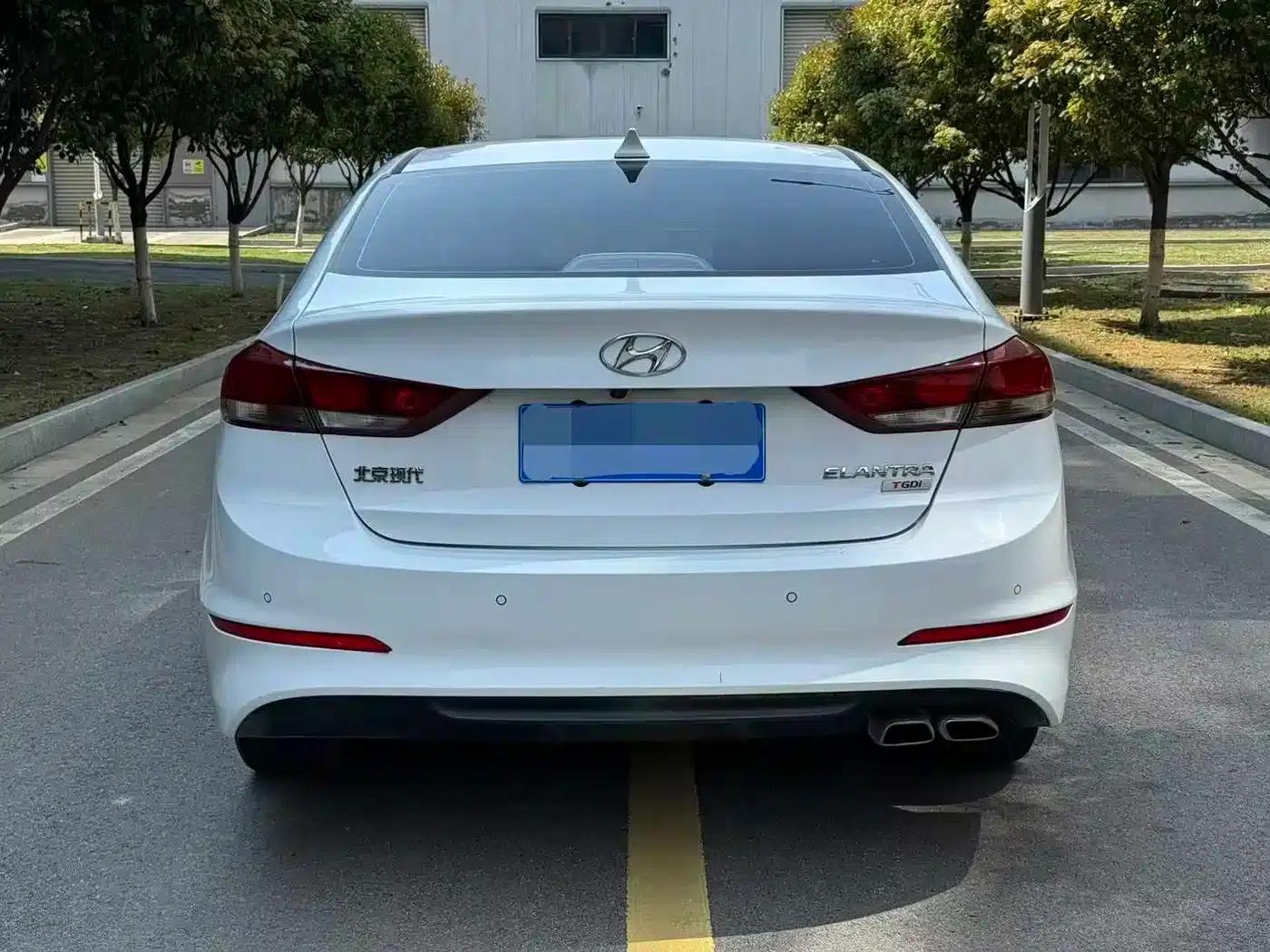 Hyundai Elantra 2018 1.4T Dual-Clutch Dynamic & Vitality Edition — миниатюра 5