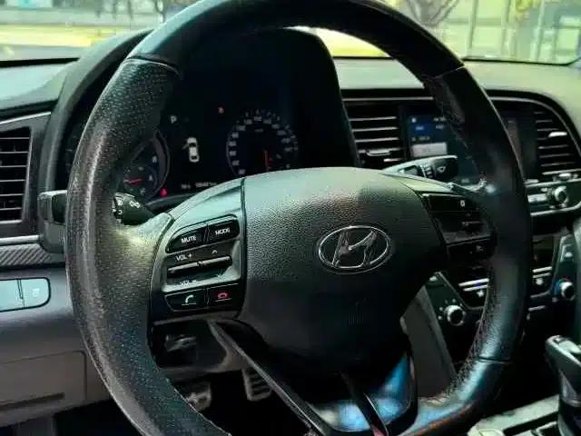 Hyundai Elantra 2018 1.4T Dual-Clutch Dynamic & Vitality Edition — миниатюра 10